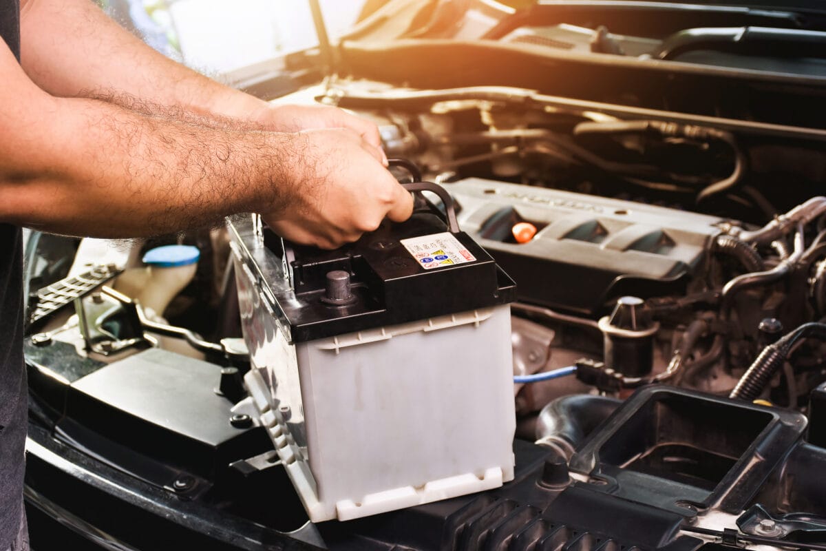 what shortens car battery life